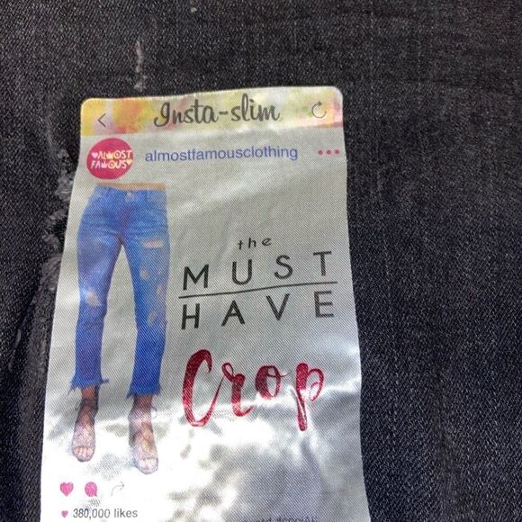 NWT almost famous distressed crop black denim jeans - Picture 4 of 10